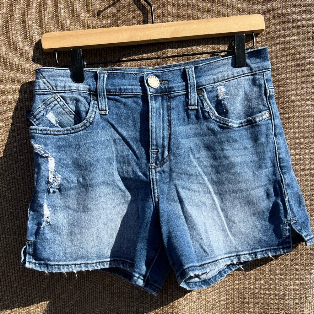 Rock & Republic Denim Shorts Distressed Frayed Hem Size 8 style Kimber